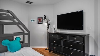 Lovely 7 Bed Pool Home With Game Room-8510phd 7 Bedroom Home by RedAwn