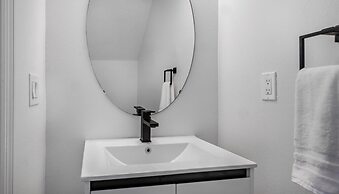 Lovely 7 Bed Pool Home With Game Room-8510phd 7 Bedroom Home by RedAwn