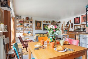 Paris Rebeval residence