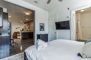 1 BDR Loft Close to Vanderbilt Hospital