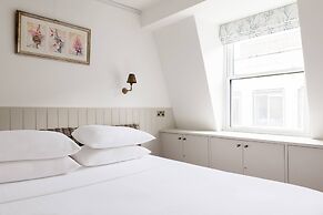 Alba Place III by Onefinestay