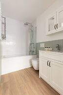 Alba Place III by Onefinestay