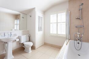 Afghan Road by Onefinestay