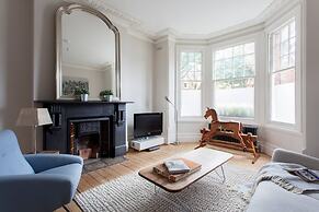 Ardilaun Road by Onefinestay