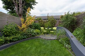 Ardilaun Road by Onefinestay