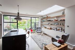 Ardilaun Road by Onefinestay