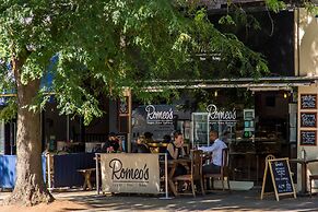 Ardilaun Road by Onefinestay