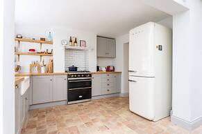 Baxendale Street by Onefinestay