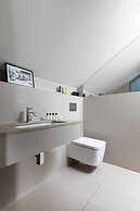 Brewster Gardens IV by Onefinestay