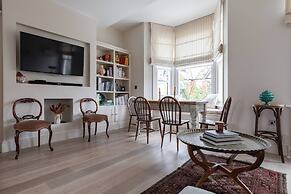 Brewster Gardens IV by Onefinestay