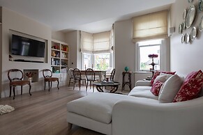 Brewster Gardens IV by Onefinestay