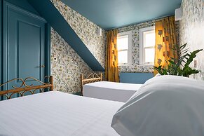 Brewster Gardens IV by Onefinestay