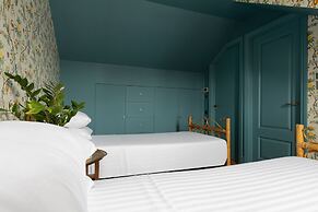 Brewster Gardens IV by Onefinestay