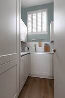 Burton Mews by Onefinestay