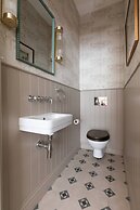 Burton Mews by Onefinestay