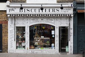Codrington Mews III by Onefinestay