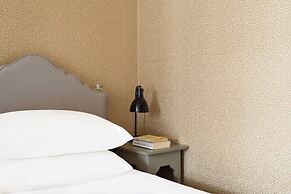 Arundel Gardens by Onefinestay