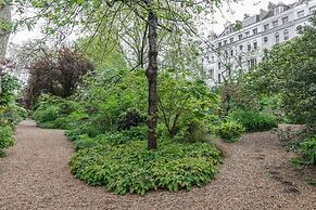 Arundel Gardens by Onefinestay