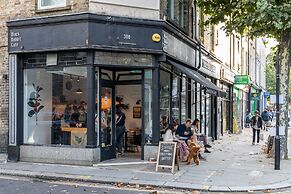 Eardley Crescent III by Onefinestay