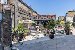 Crondace Road by Onefinestay