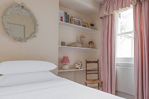 Ifield Road X by Onefinestay