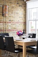 Gironde Road by Onefinestay