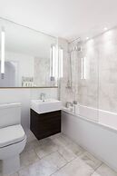 Gironde Road by Onefinestay