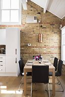 Gironde Road by Onefinestay