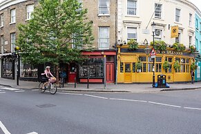 Kildare Gardens by Onefinestay