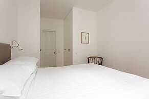 Kildare Gardens by Onefinestay