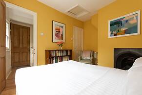 Keystone Crescent by Onefinestay