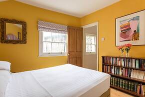 Keystone Crescent by Onefinestay