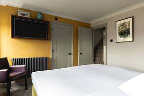 New Kent Road by Onefinestay