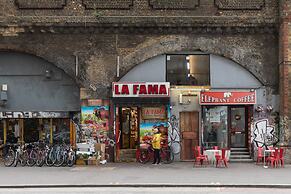 New Kent Road by Onefinestay