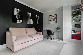 Maida Avenue II by Onefinestay