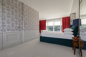 Maida Avenue II by Onefinestay