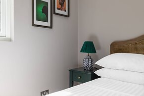 Maida Avenue II by Onefinestay