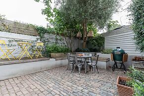 Masbro Road II by Onefinestay