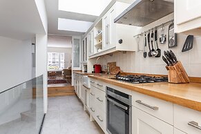 Linhope Street by Onefinestay