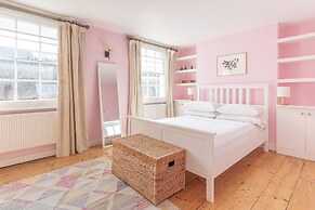 Linhope Street by Onefinestay