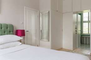 Lyme Terrace by Onefinestay