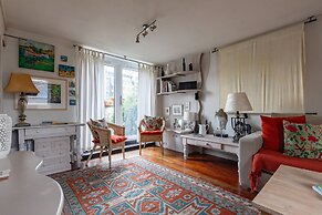 Odhams Walk by Onefinestay