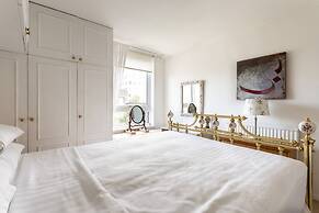 Odhams Walk by Onefinestay