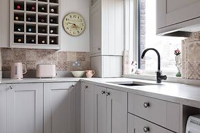 Odhams Walk by Onefinestay