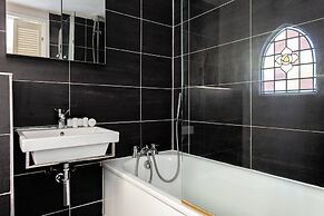 Odhams Walk by Onefinestay