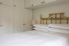 Odhams Walk by Onefinestay