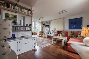 Odhams Walk by Onefinestay