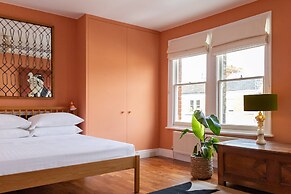 Poplar Grove II by Onefinestay