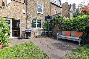 Poplar Grove II by Onefinestay