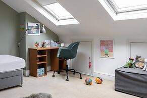 Poplar Grove II by Onefinestay